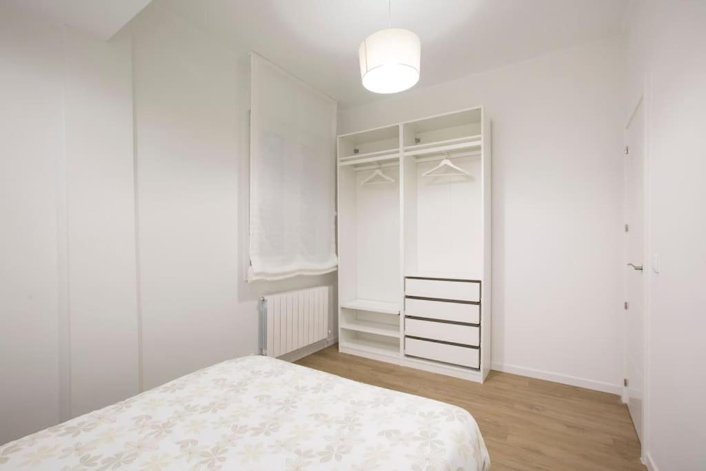 Alhondiga Flat By Next Stop Bilbau